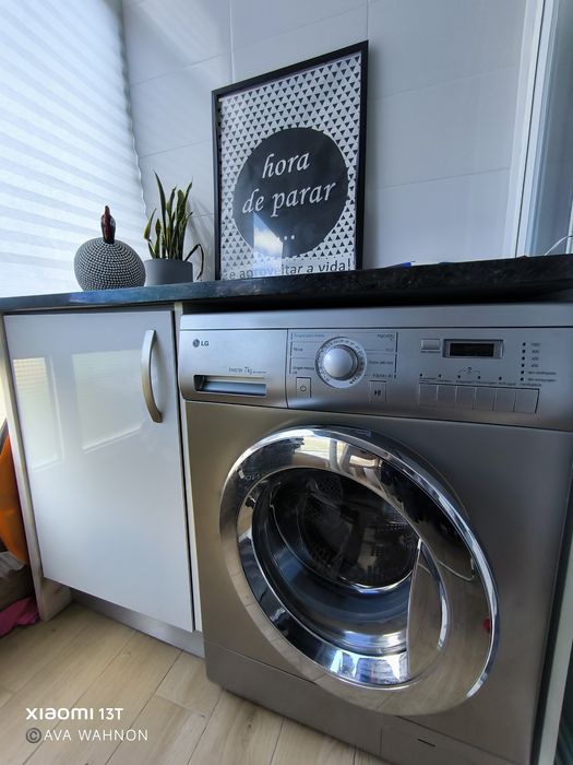 Vendo Máquina de Lavar Roupa LG