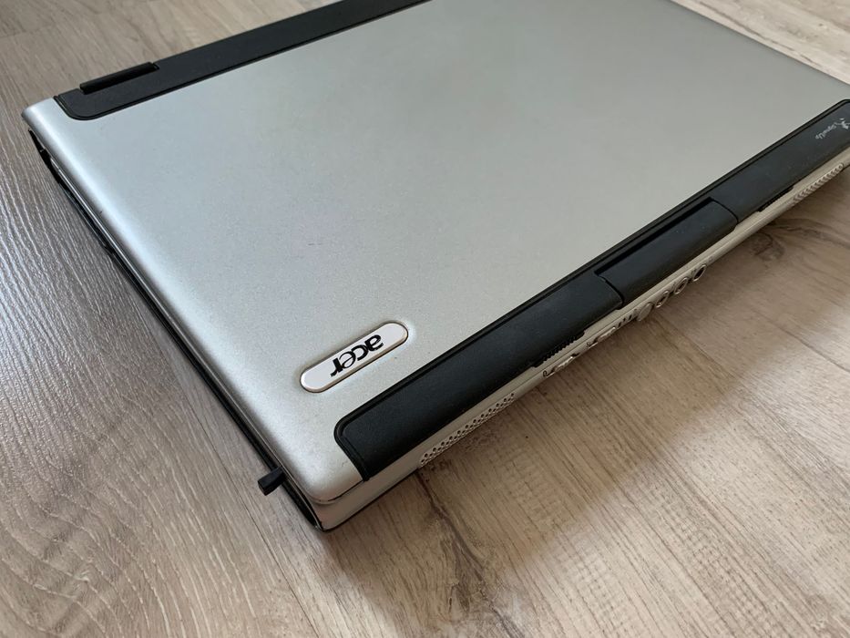 Ноутбук acer б/у