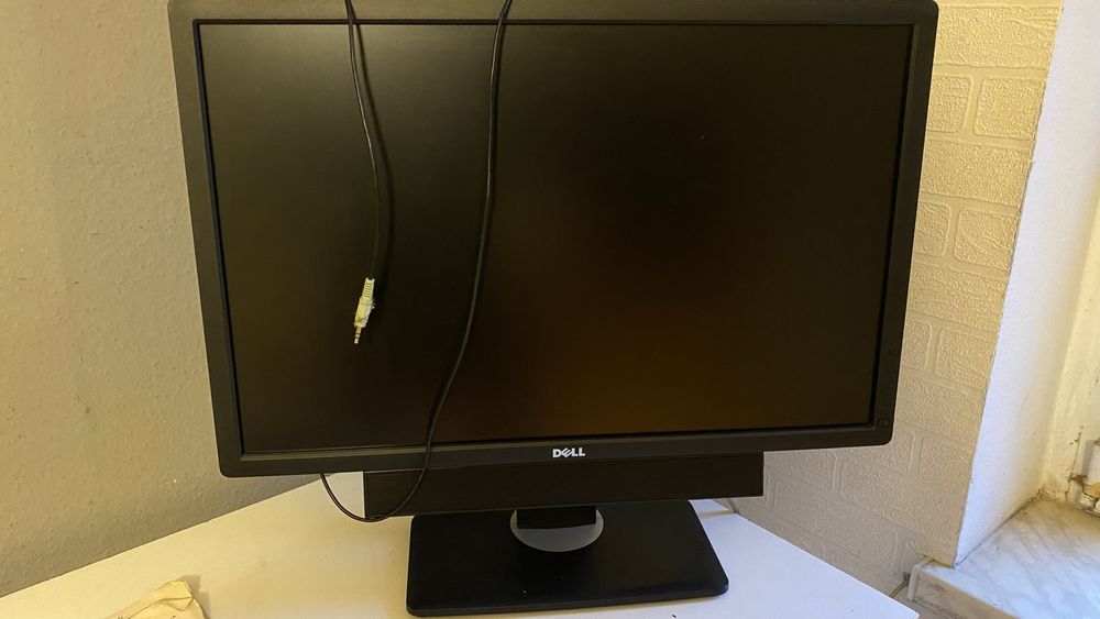 Monitor Dell 24" FHD