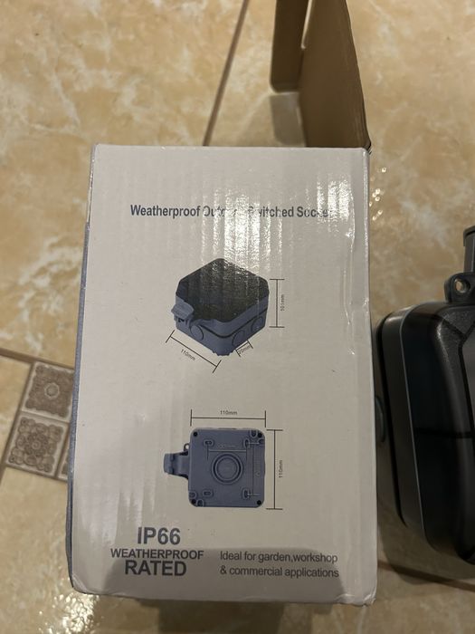 Розетка вологозахищена IP66, з USB