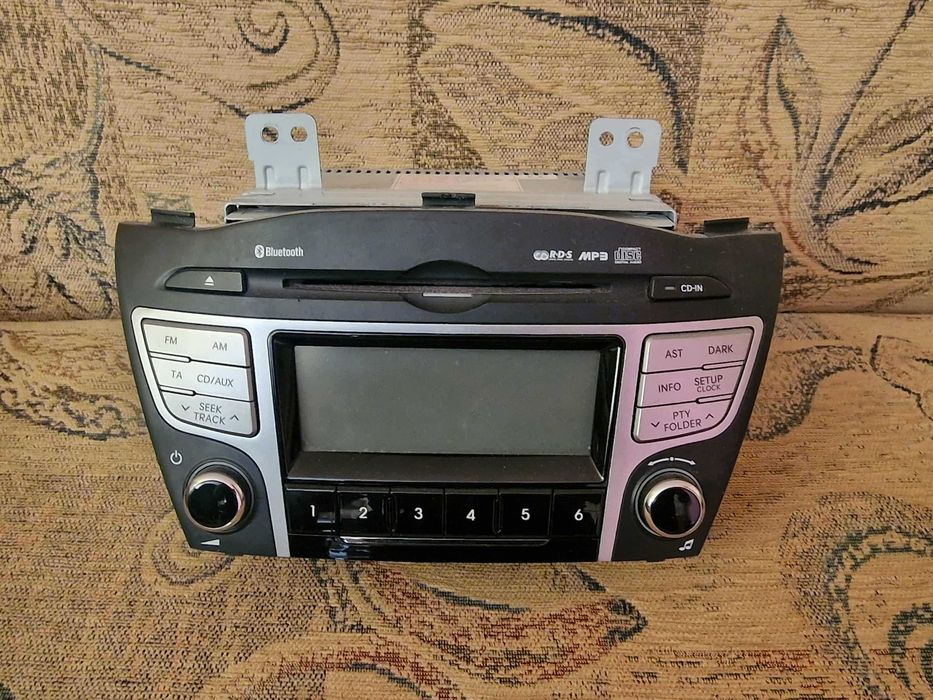 Oryginalne radio HYUNDAI IX35 / Radio samochodowe