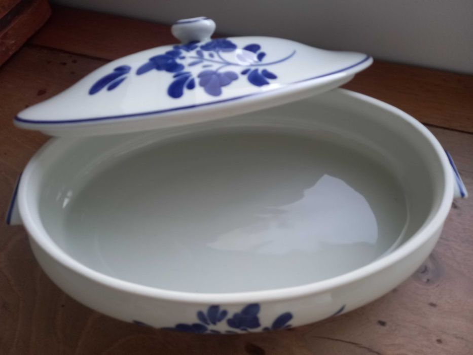 Terrina oval Louça de Viana