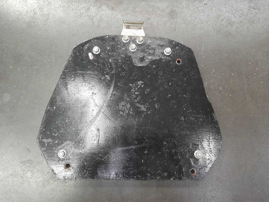 Top-Case Universal