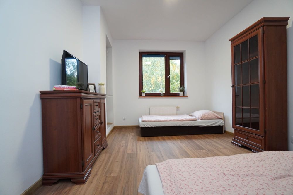 Mieszkanie pracownicze dla 7-8 osób | 2 miejsca parkingowe