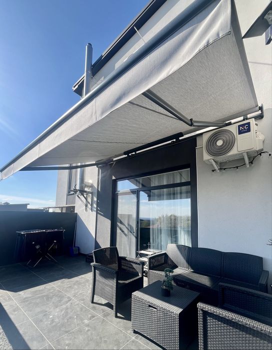 Маркіза автоматична