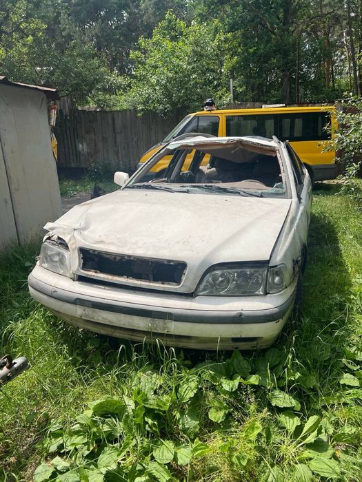 Запчастини VOLVO V40 1.9td  Фари
