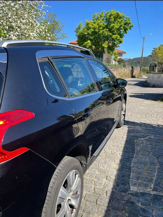 Peugeot 2008 1.2 PURETECH 110CH ALLURE