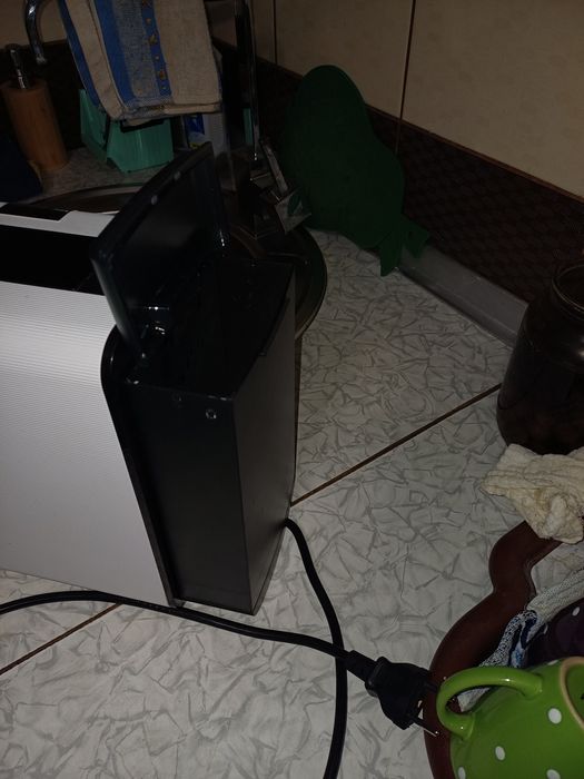 Продам капсульну кофе машинку