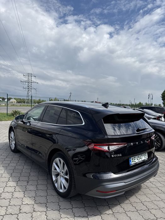 Skoda Enyaq 60 2021год