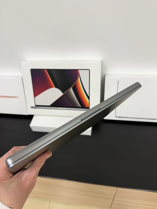 Уцінена - Матриця в зборі з кришкою - A2442 MacBook Pro 14” M1PRO