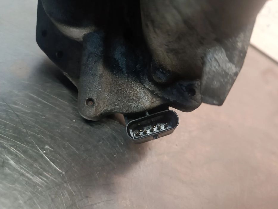 VALVULA EGR MERCEDES W204 W212 2.1CDI  REF. A6511400160 A2C533622275