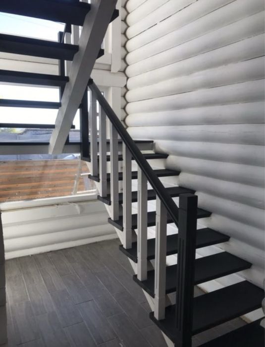 Ступени, сходинки , підсходинки , подступени , меблевий щит