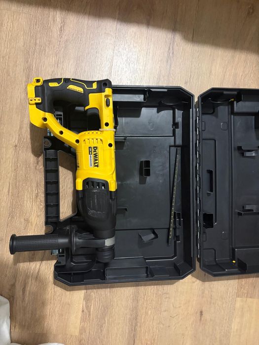 Martelo DEWALT 18V 2.6J BAT4AH