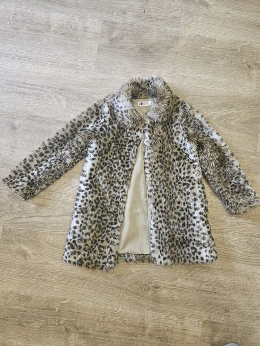 Шубка леопард на 6-7 років, зріст 122