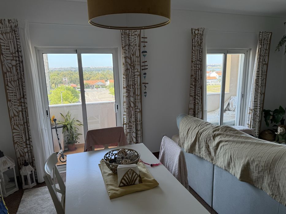 Janelas e porta usadas para despachar