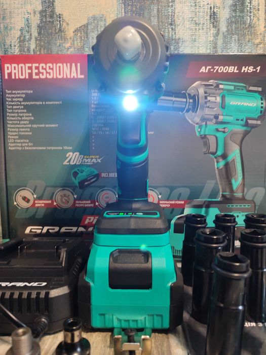 Ударний акумуляторний гайковерт grand 700 нм універсальний з насадками