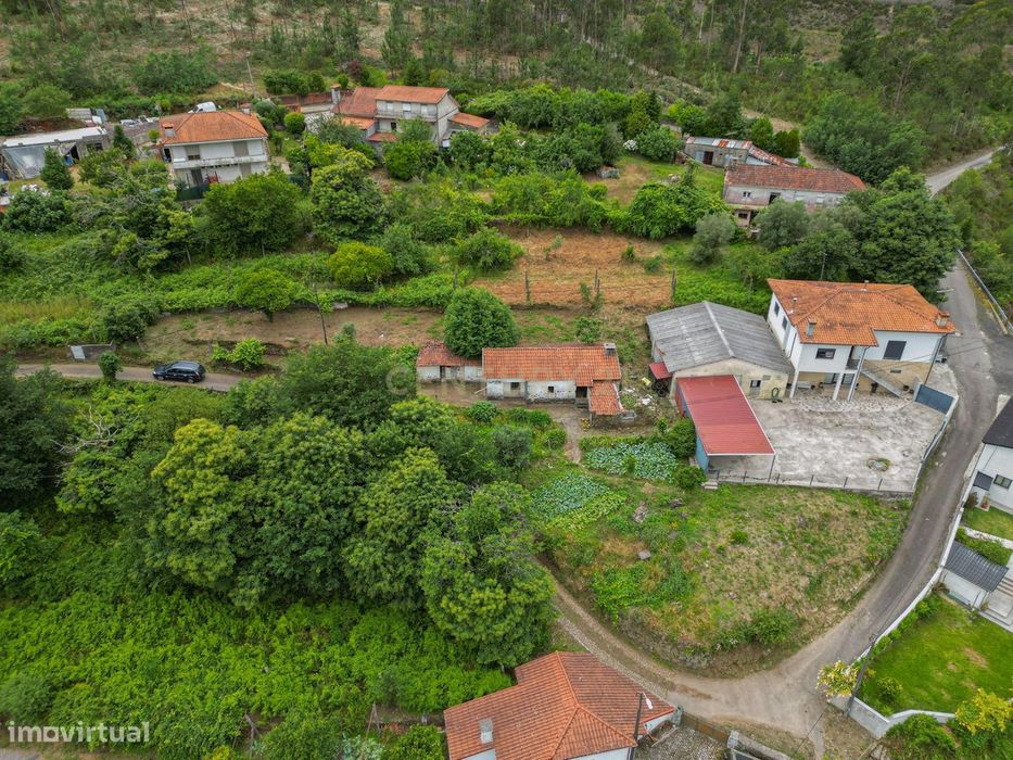 Casa em Ruínas com Jardim em Anais, Ponte de Lima