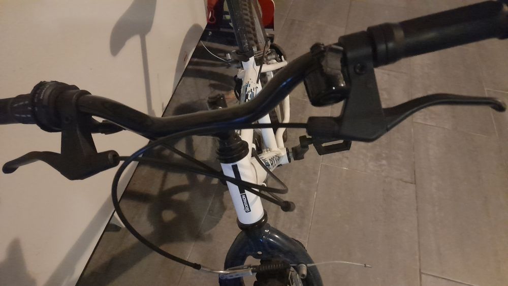 Bicicleta de  criança  em otimo estado