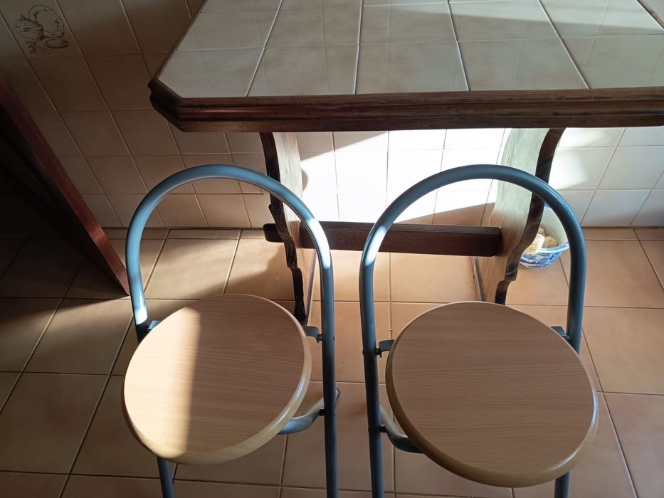 Mesa e bancos cozinha