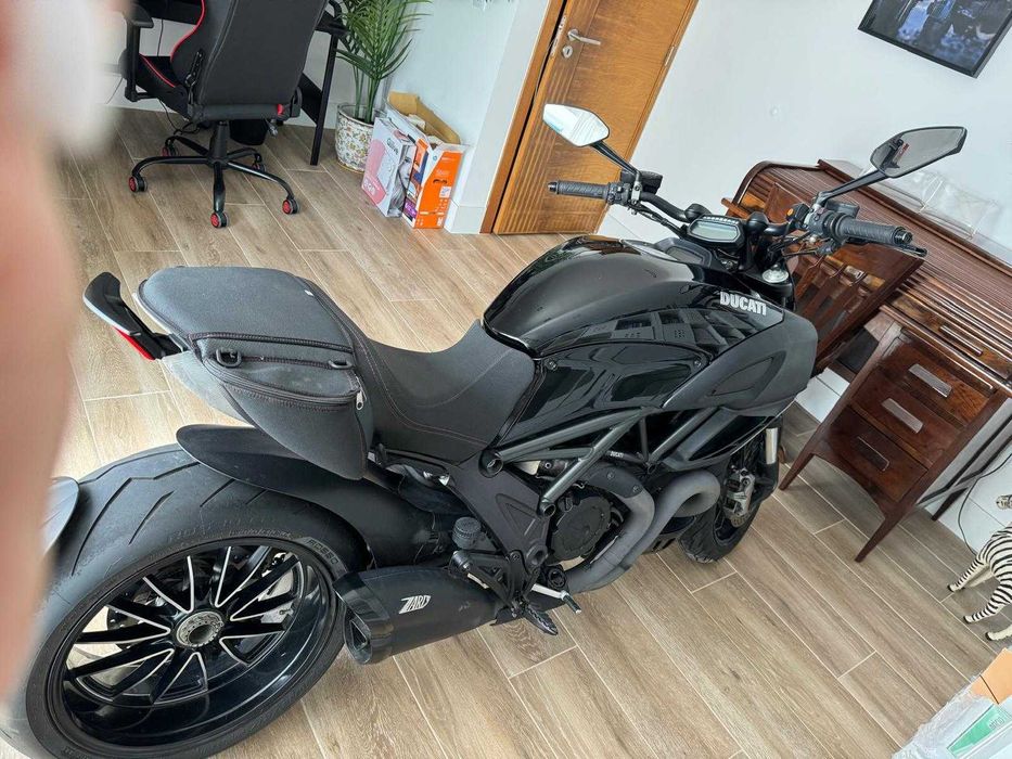 Ducati Diavel 1200