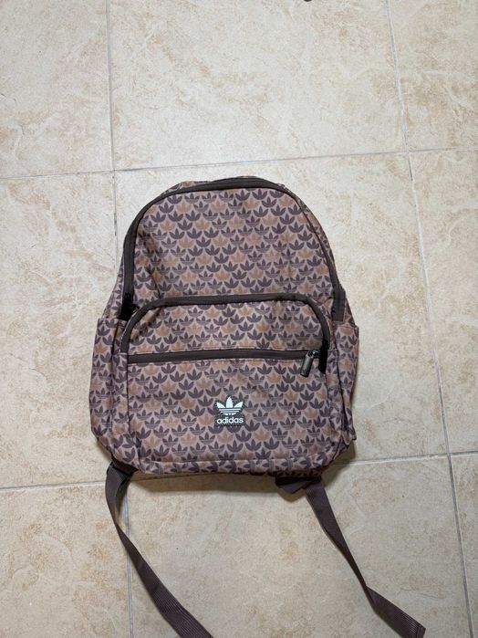 Рюкзак Adidas 19L | стильний унісекс портфель Адідас у практичному міському дизайні