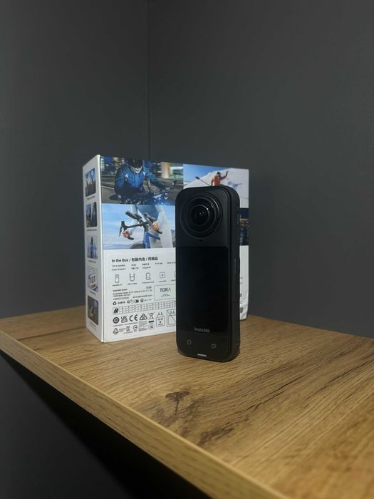 Нова Преміальна екшн-камера Insta360 X5 | 360° Action Camera