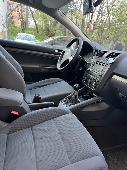 Volkswagen Golf 2005 VIN WVWZZZ1KZ6W049579 фото оголошення 9 з 13