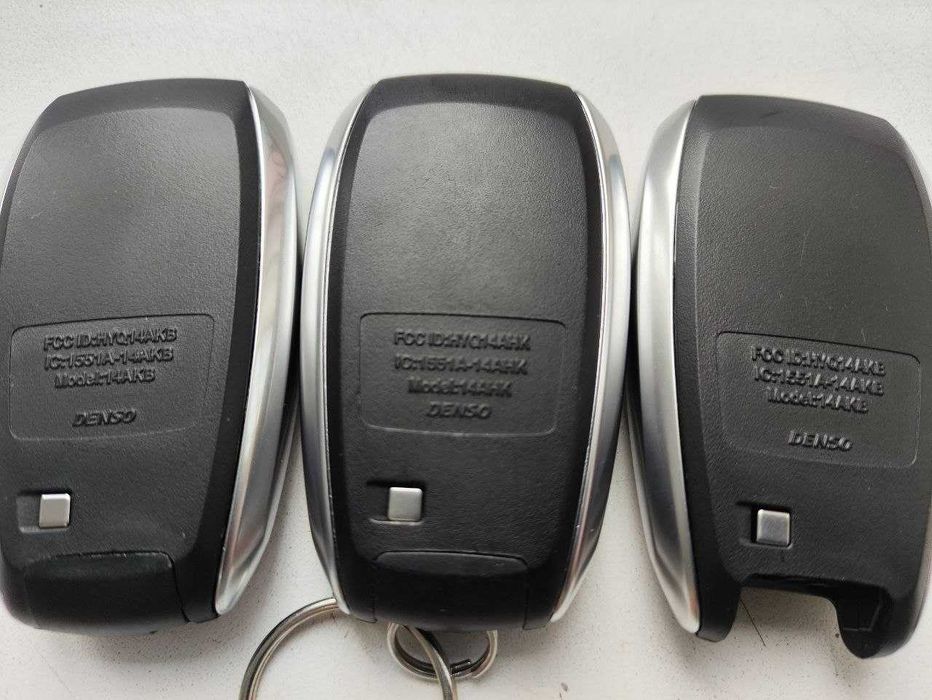 Оригинальные смарт ключи Toyota Lexus Subaru Volkswagen Alfa Romeo Suzuki Volvo Nissan Ford BMW Audi