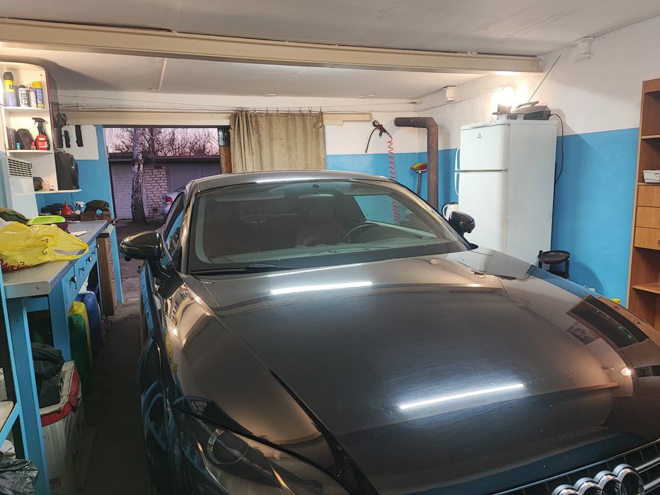 Продам большой хороший гараж на ПХЗ за 6 школой после капитального рем