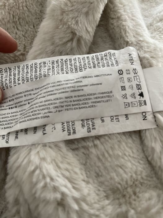 Blusão de sarja preta forrado a pelucia perola pull & bear