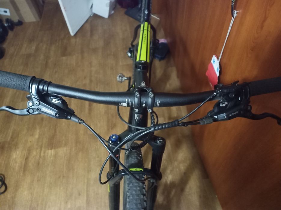 Trek superfly 6, 29 колеса,  ось, sram gx,  Rock Shox