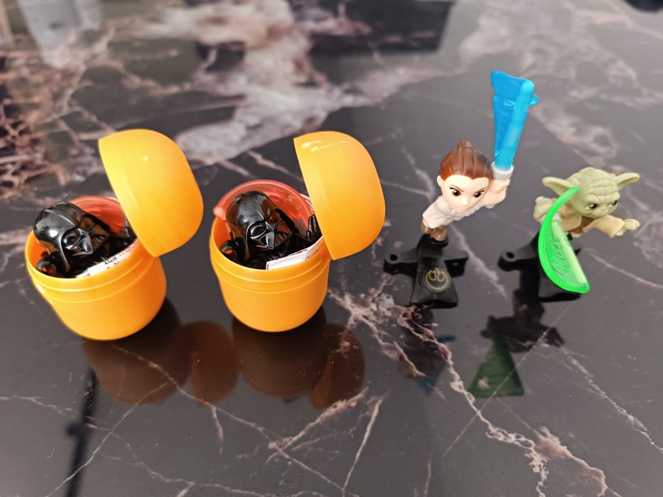 Обмін фігурок Кіндер Star Wars