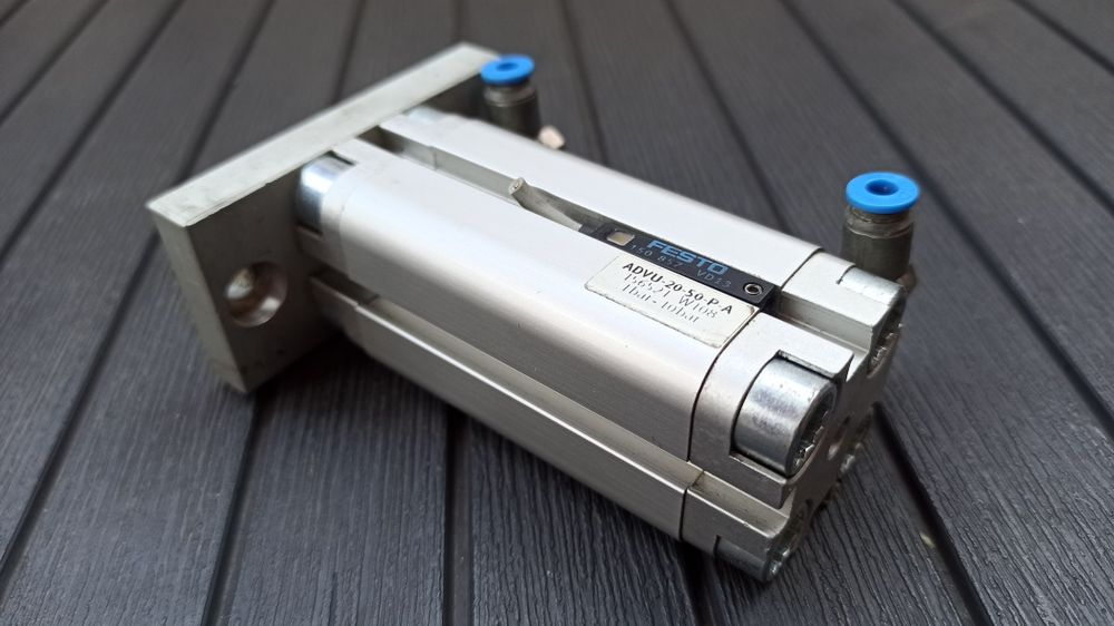 Siłownik Festo ADVU-20-50-P-A.