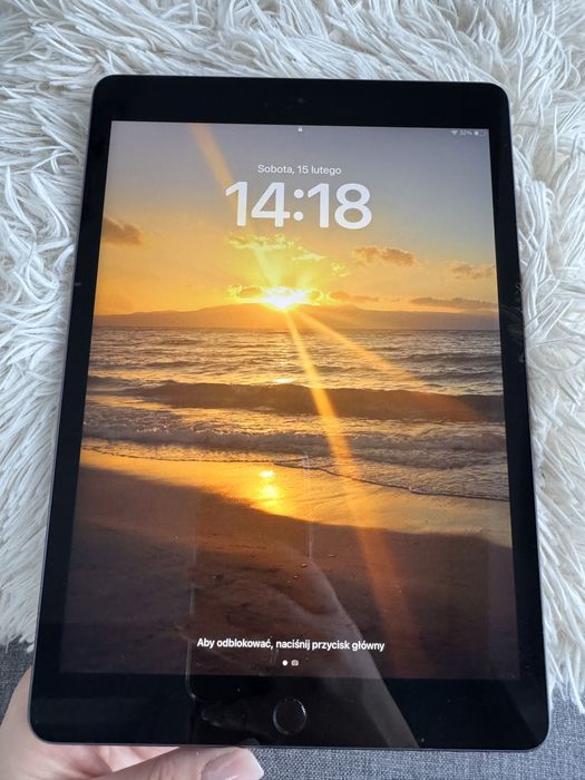 iPad 7 32gb space gray