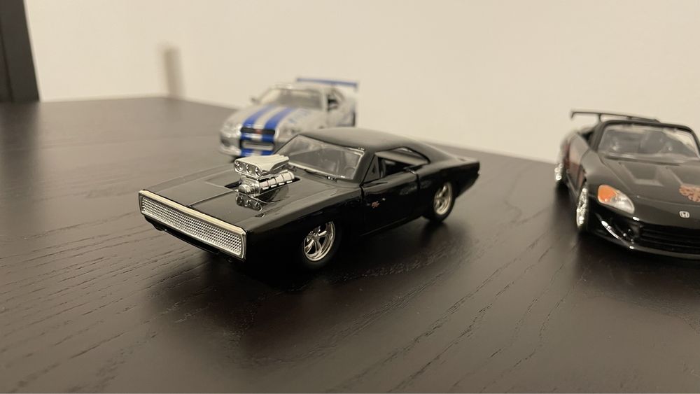Vendo carros da coleção Fast and Furious 1/32 do correio da manhã.