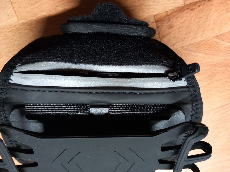 Sportowa opaska na telefon