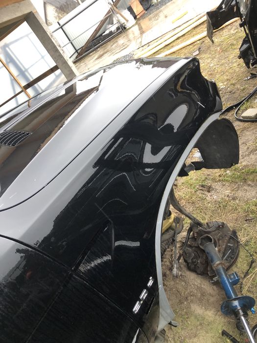 Передні крила BMW e 38,39,53.