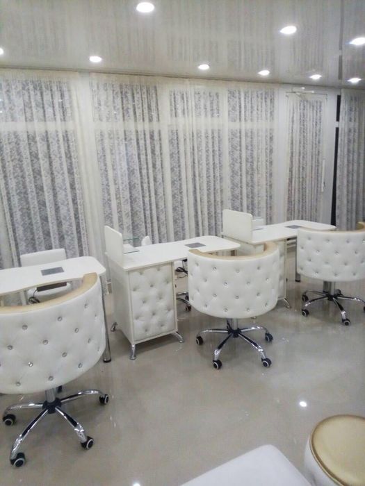 Меблі для салона краси