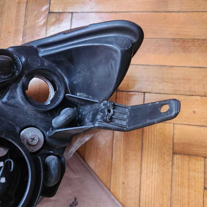 Оригинал фара основная левая Mazda 3 BP4K510L0E линза