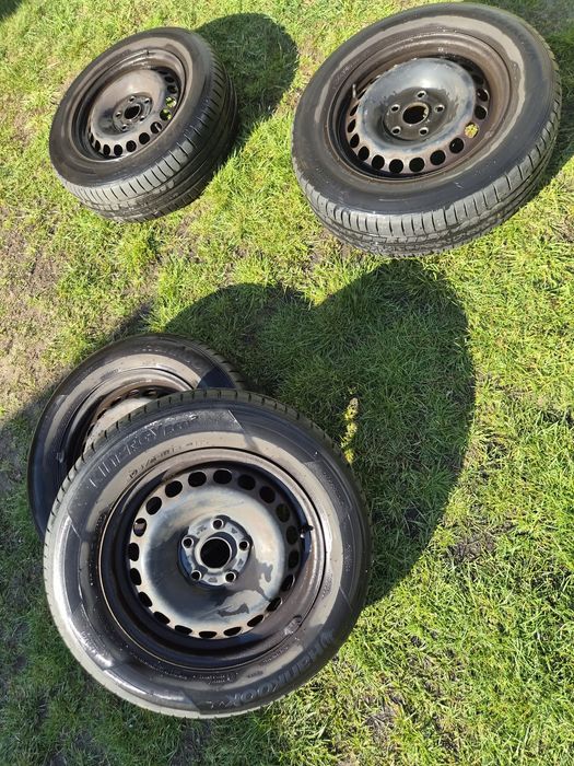 Letnie opony ze stalową felgą 4 sztuki  195/65R15  91T