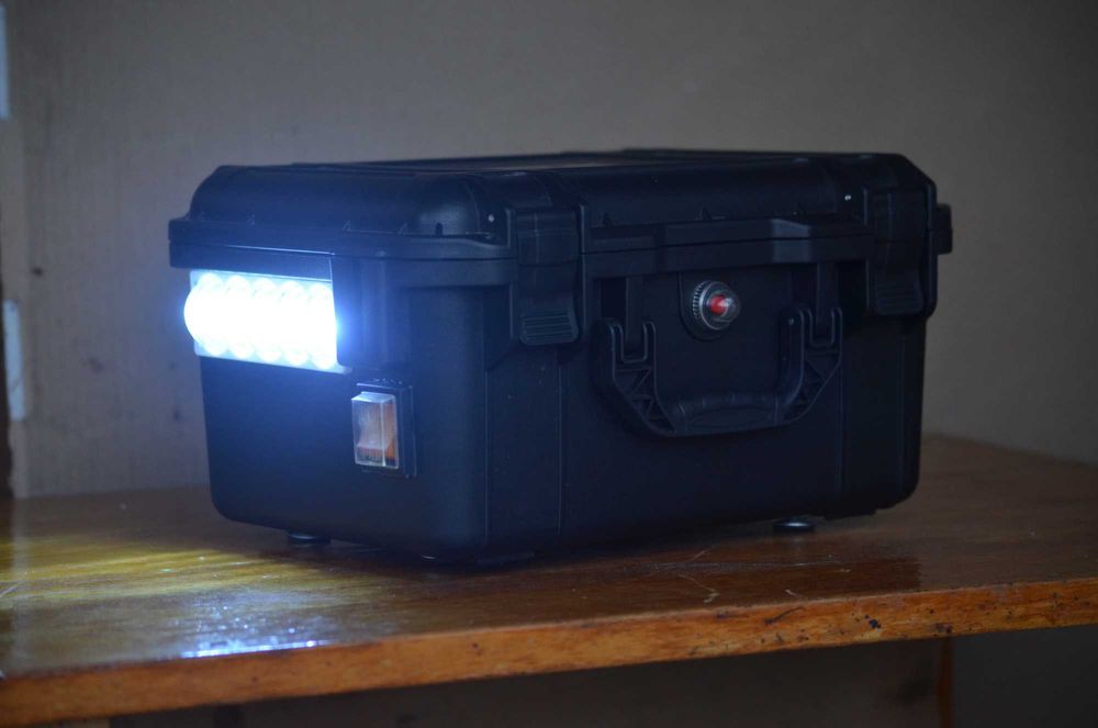 Вологозахищений павербанк на LiFePo4 АКБ. 20 Ампер/годин, 12 Вольт