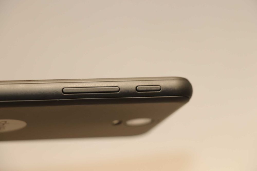 Смартфон Shift SHIFT5me 3/32GB Black! ідеальний стан!