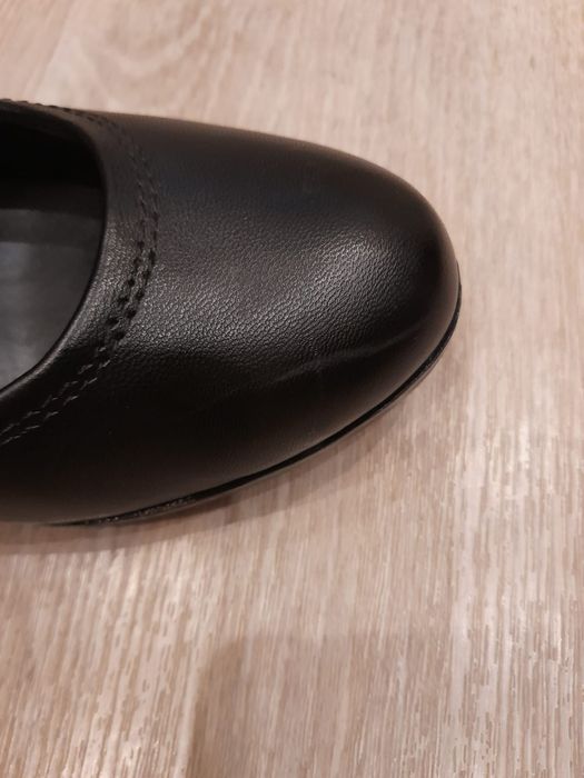 Buty eleganckie damskie 38 czółenka Graceland