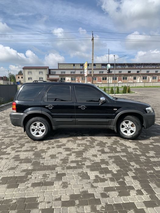 Продам обміняю Форд Маверік 2.3газ/бензин