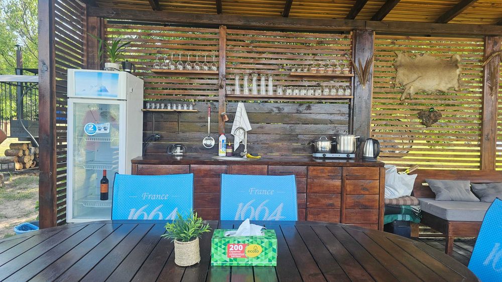 Оренда вілли біля лісу! Басейн/Баня/Чан/Генератор/Піч. GreenHillsVilla