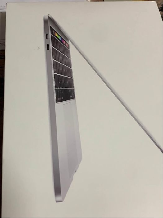 Appp mac 13 pro tuch bar