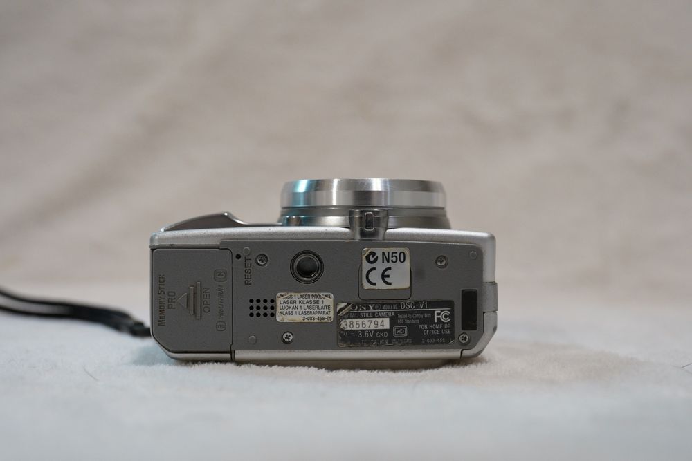 голая polaroid 