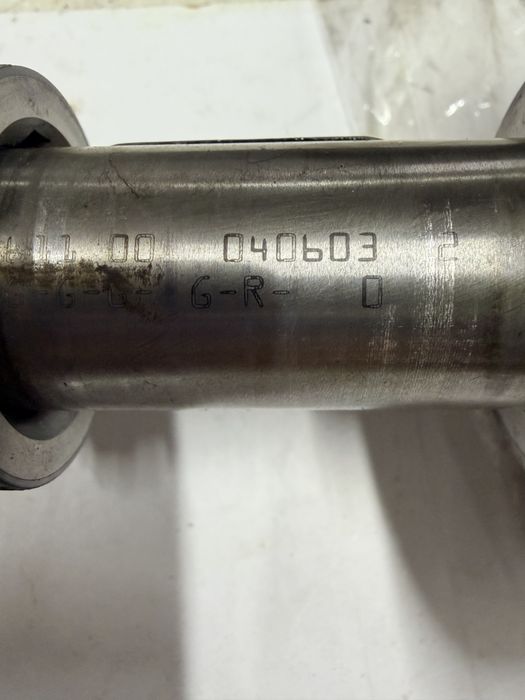 Колінвал Mercedes Benz  2.2 cdi OM  611 00 04 06 03 В ідеальному STD.