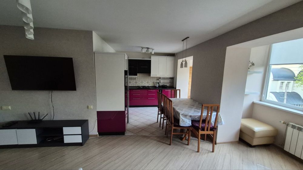 3-кімнатна в самому Центрі , Лепкого