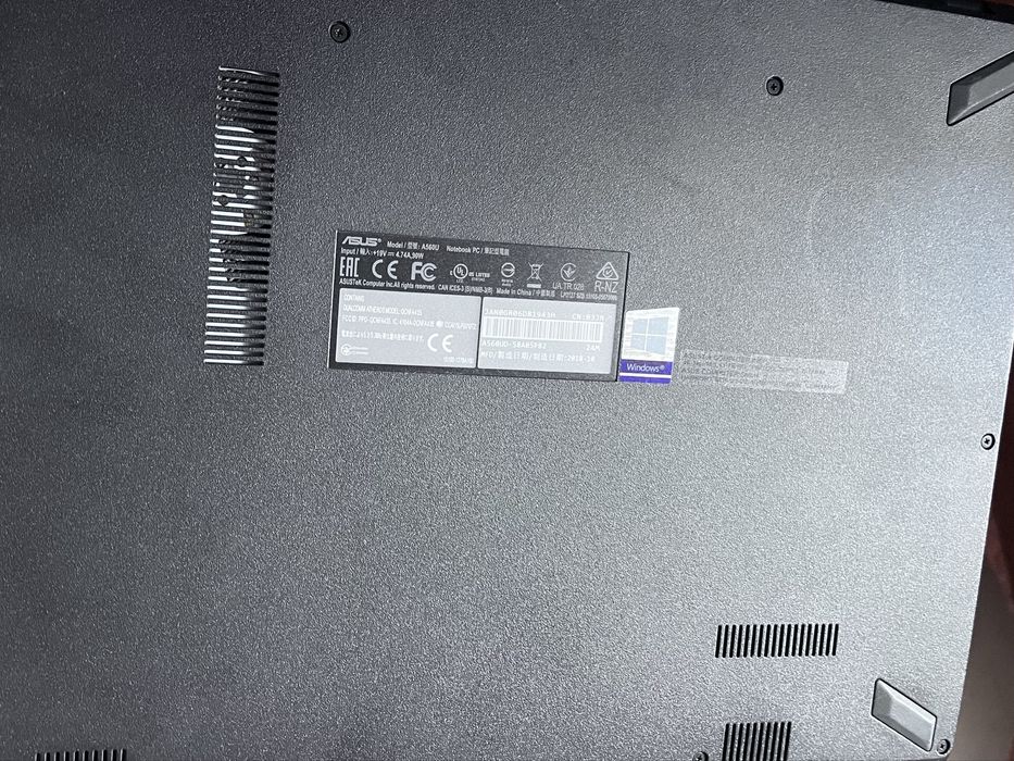 Computador Portátil  Asus Usado 1TB